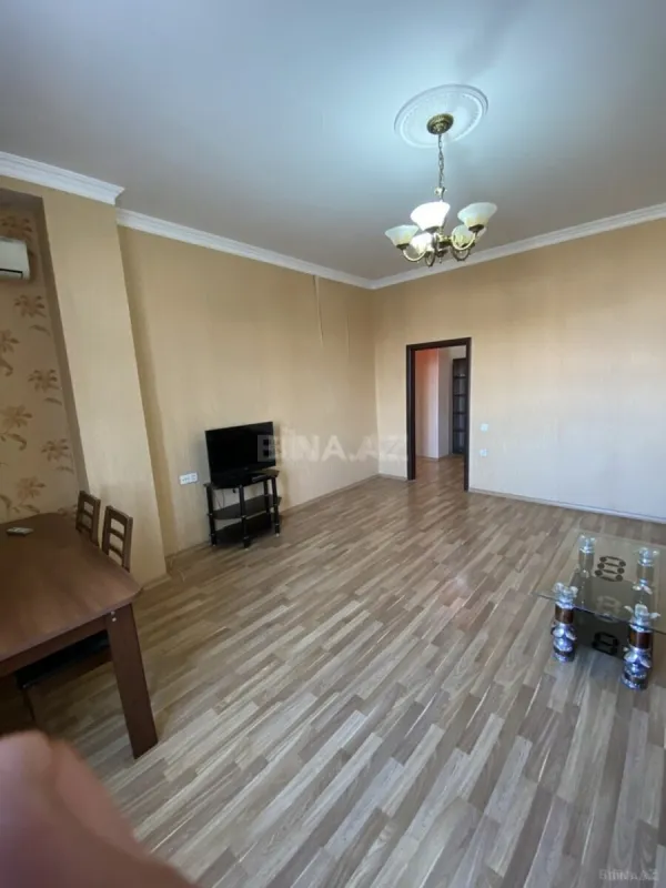 Satılır 2 otaqlı mənzil 90 m²