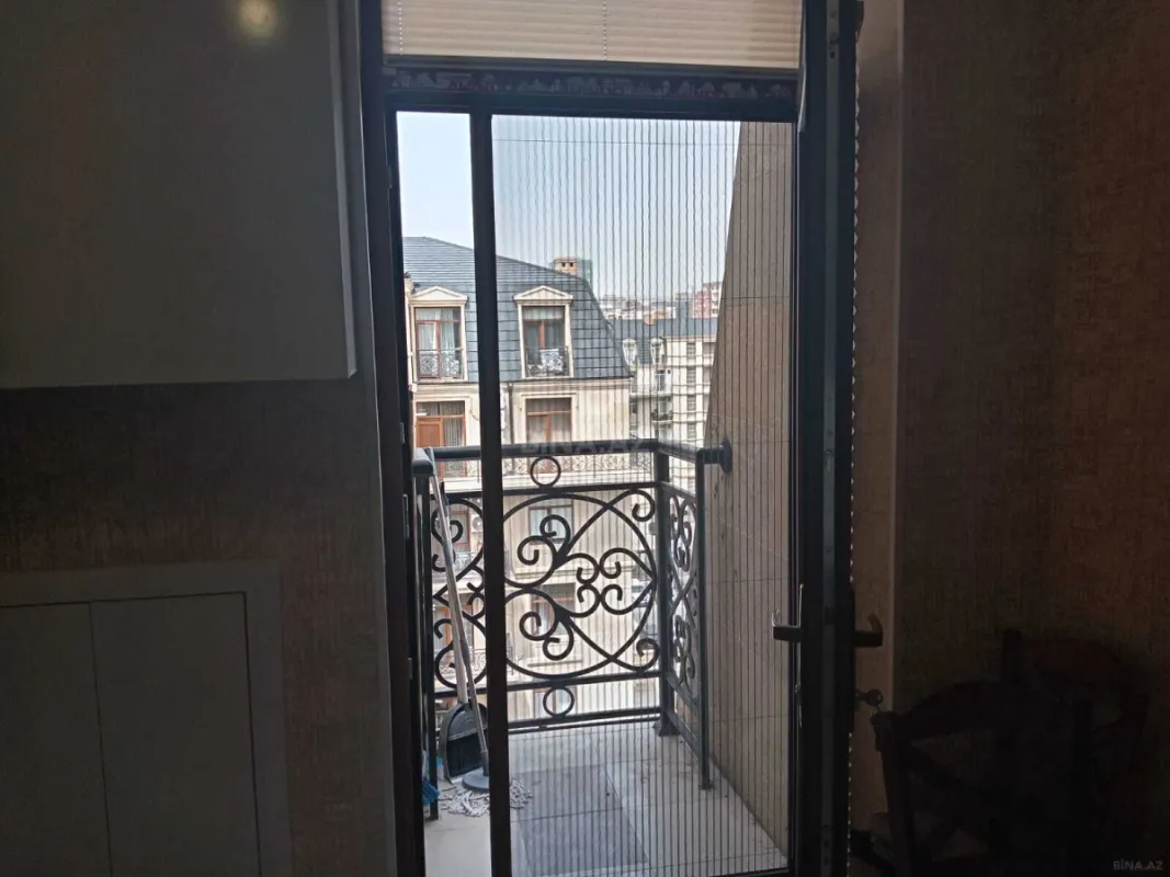 Kirayə verilir 3 otaqlı mənzil 135 m²