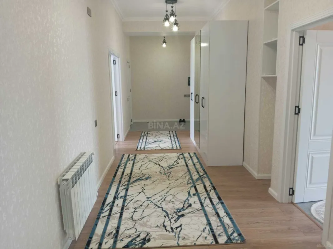 Kirayə verilir 3 otaqlı mənzil 135 m²