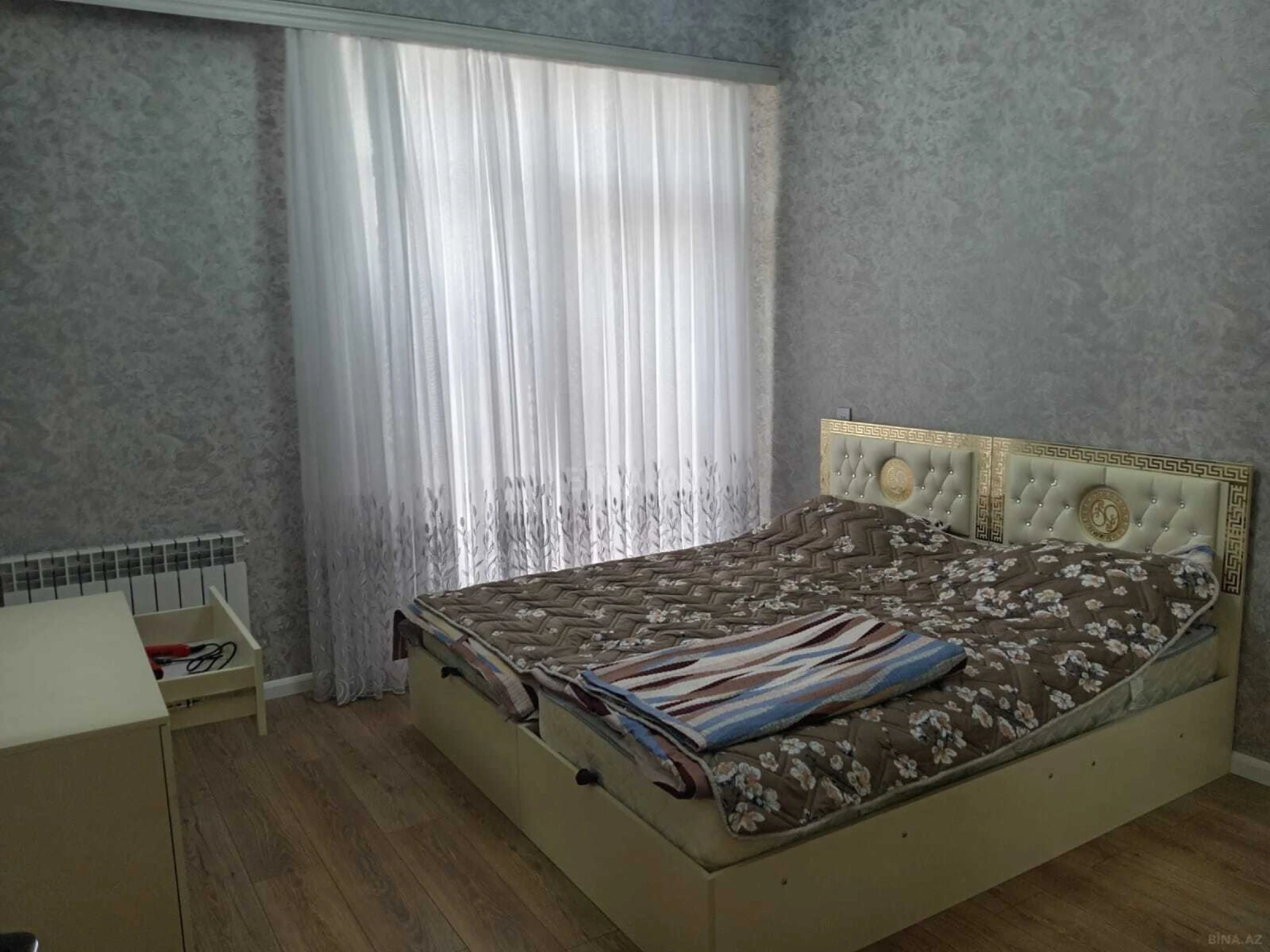 Kirayə verilir 3 otaqlı mənzil 135 m²