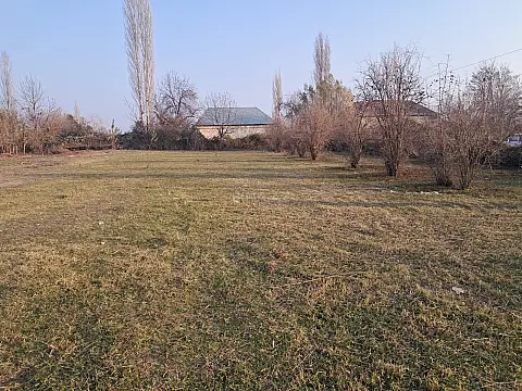 Satılır torpaq sahəsi 25 m²