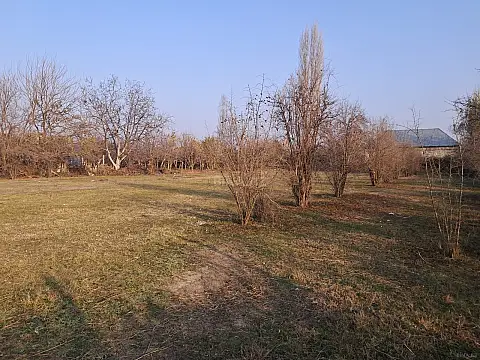 Satılır torpaq sahəsi 25 m²