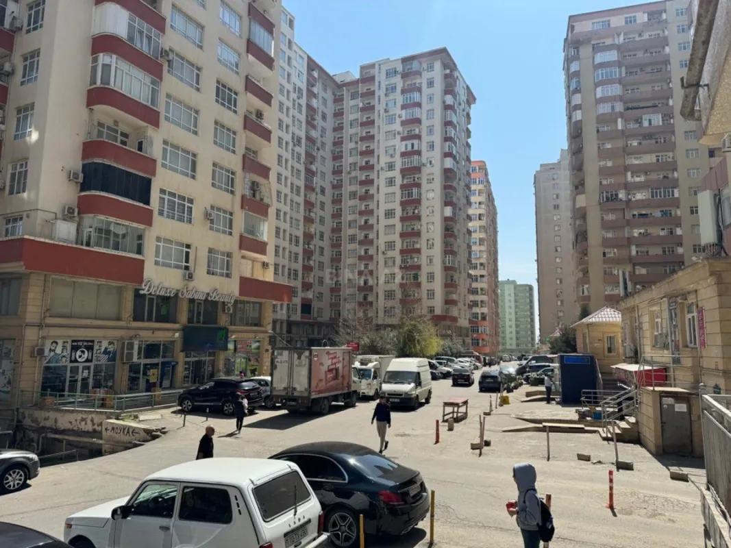 Kirayə verilir obyekt 190 m²