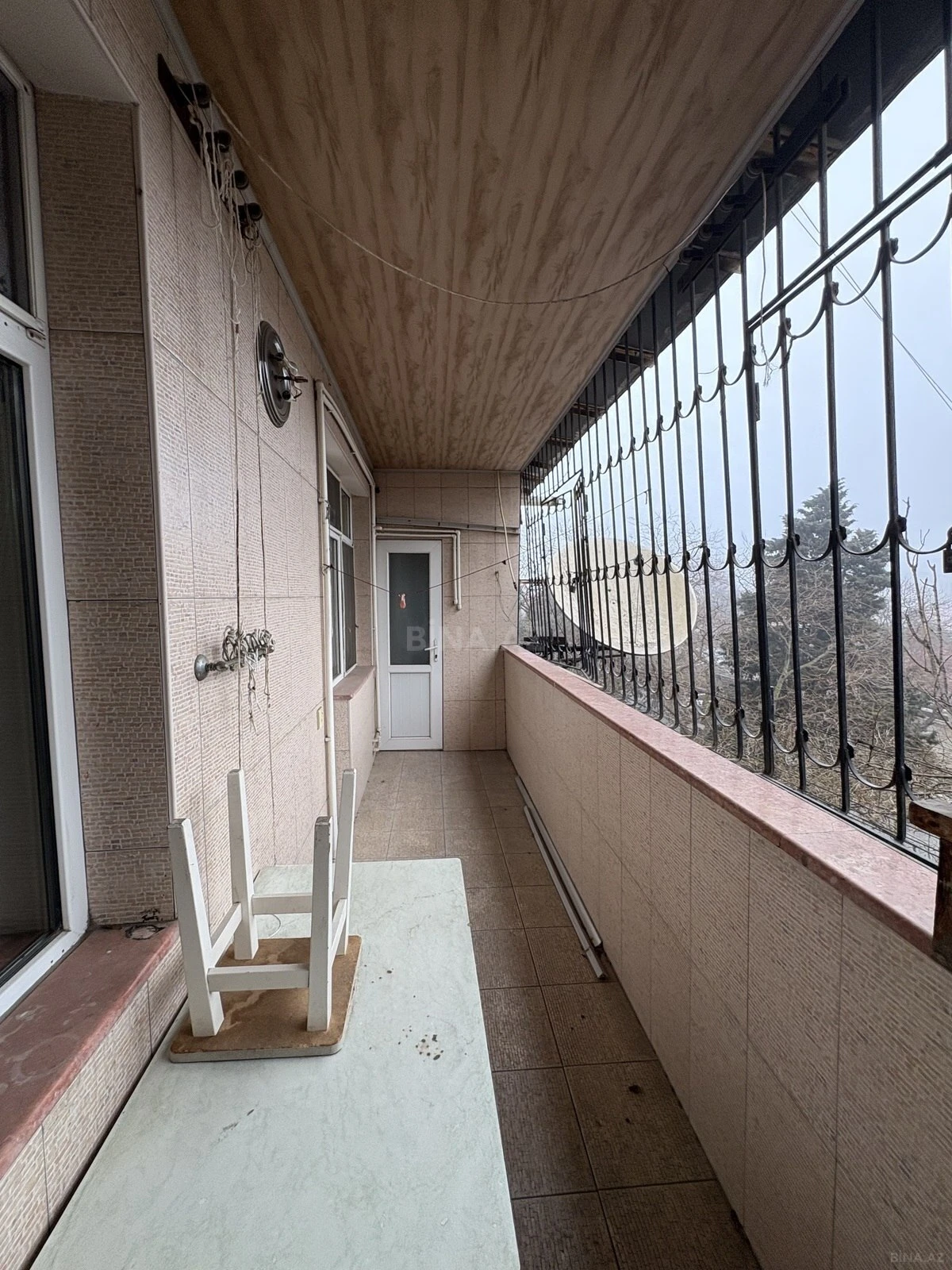 Satılır 4 otaqlı mənzil 120 m²