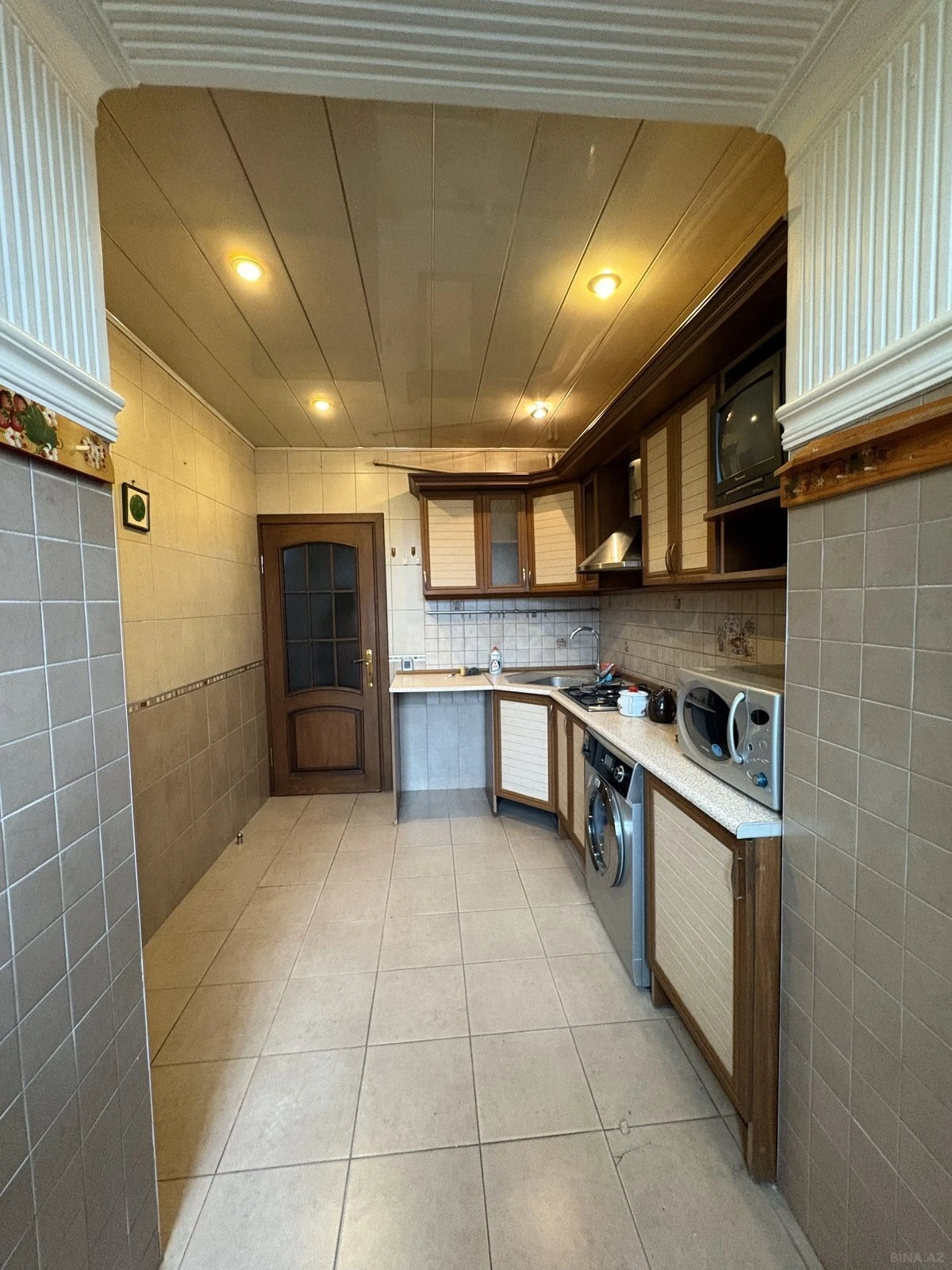 Satılır 4 otaqlı mənzil 120 m²