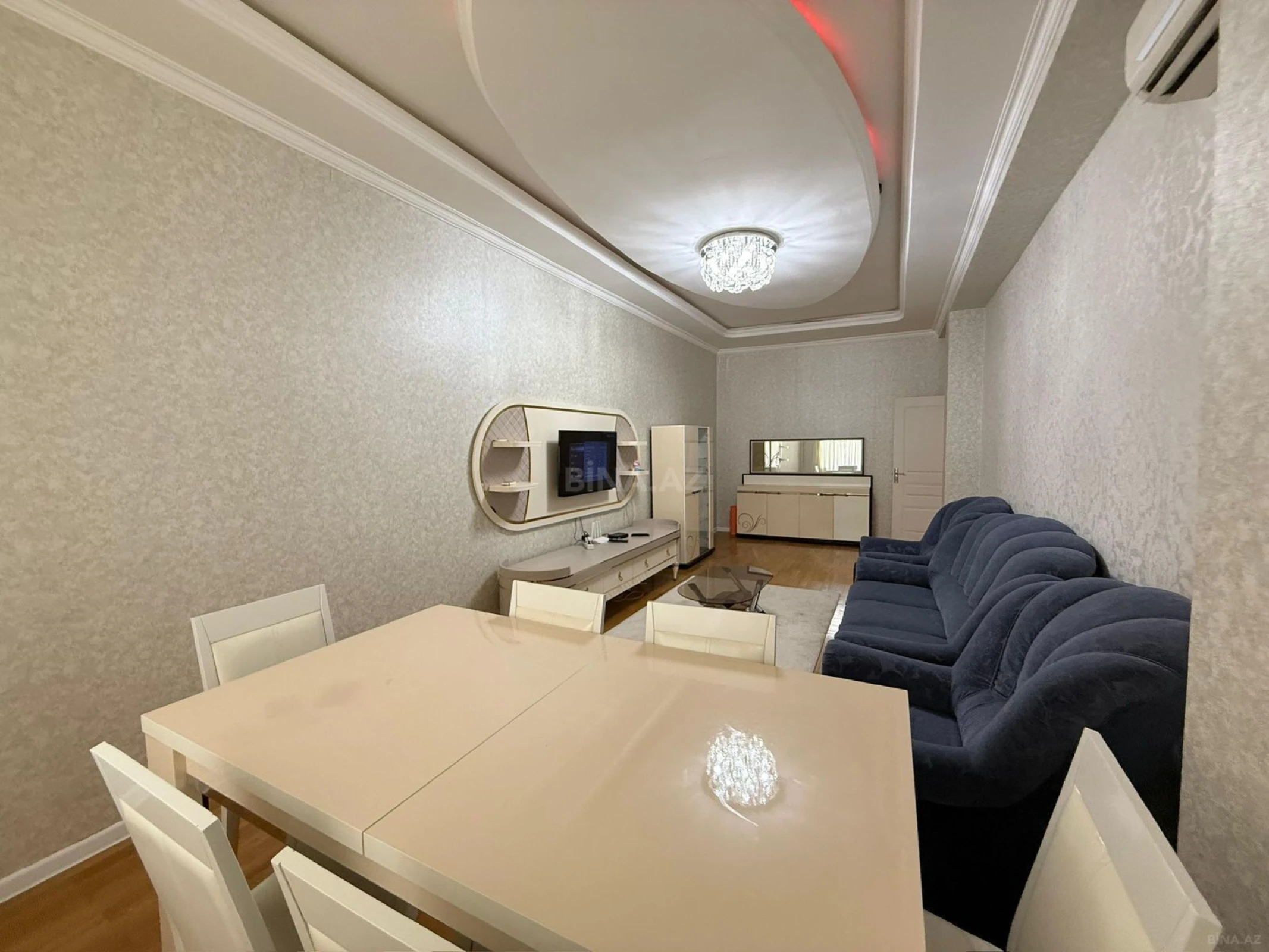 Satılır 3 otaqlı mənzil 120 m²