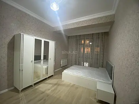 Kirayə verilir 2 otaqlı mənzil 95 m²