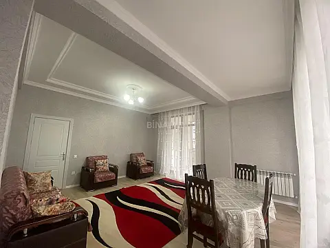 Kirayə verilir 2 otaqlı mənzil 95 m²