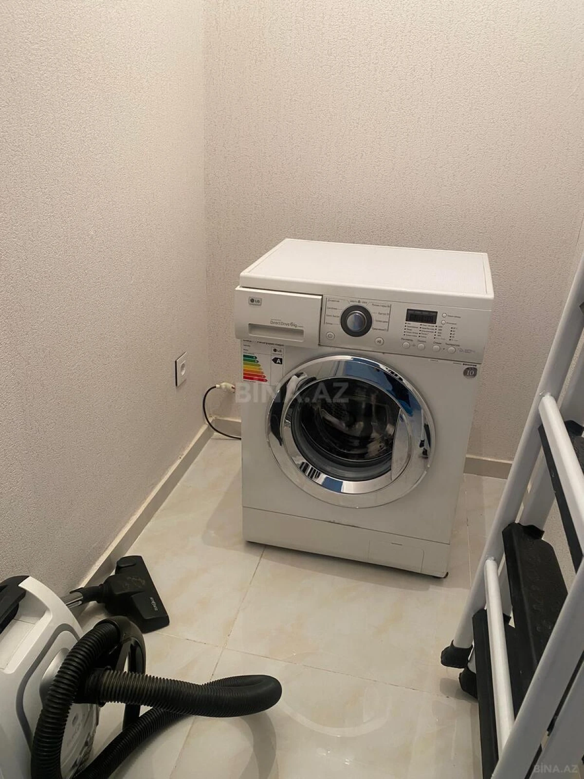 Kirayə verilir 2 otaqlı mənzil 95 m²