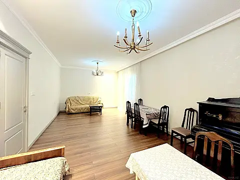 Kirayə verilir 2 otaqlı həyət evi 75 m²
