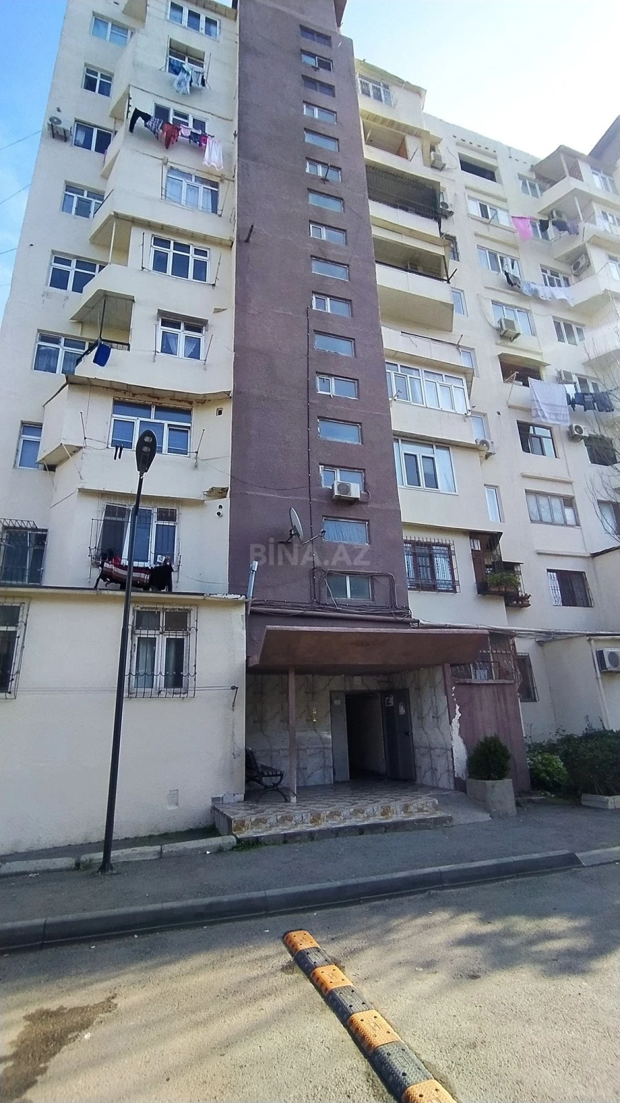Satılır 2 otaqlı mənzil 63 m²