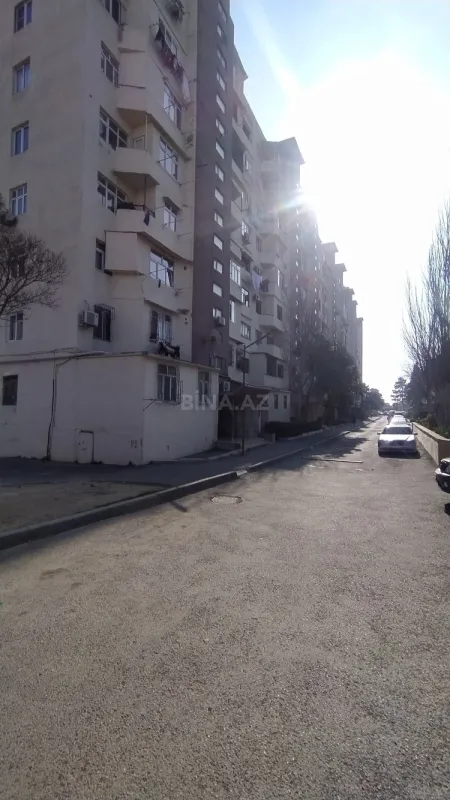 Satılır 2 otaqlı mənzil 63 m²