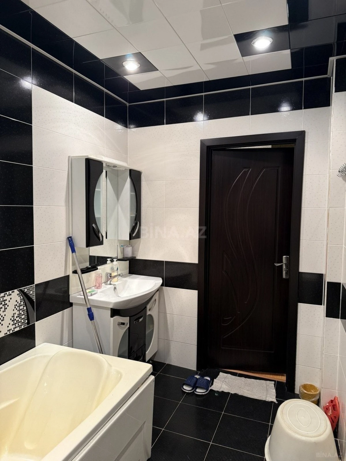 Satılır 3 otaqlı mənzil 73 m²