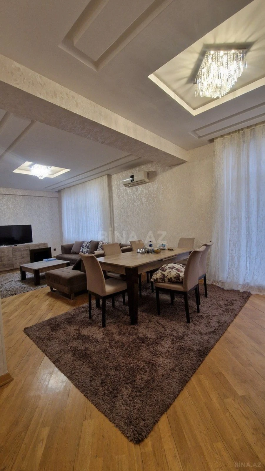 Kirayə verilir 3 otaqlı mənzil 118 m²