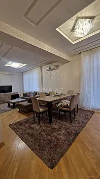 Kirayə verilir 3 otaqlı mənzil 118 m²