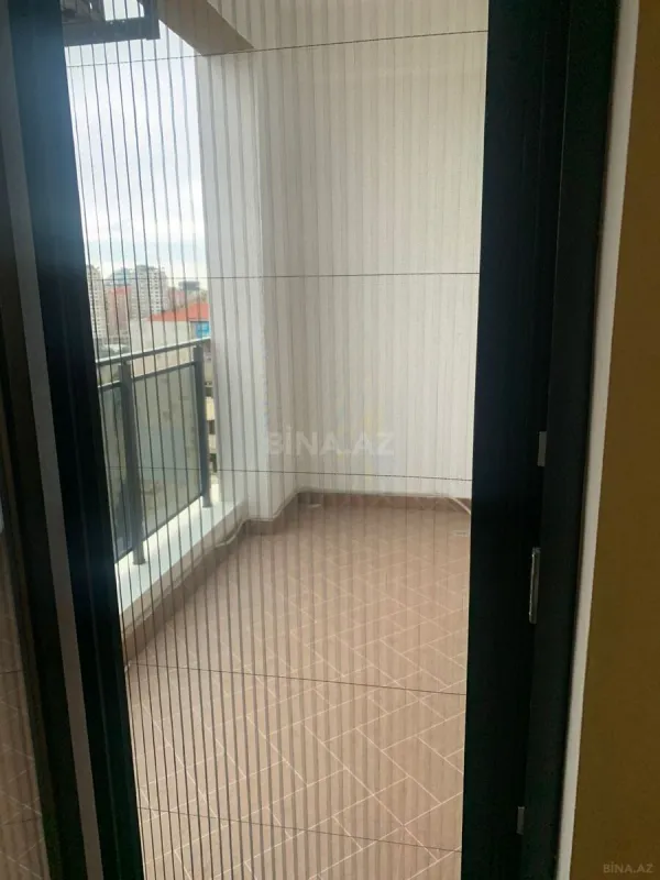 Kirayə verilir 3 otaqlı mənzil 130 m²