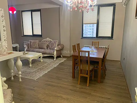Kirayə verilir 3 otaqlı mənzil 130 m²