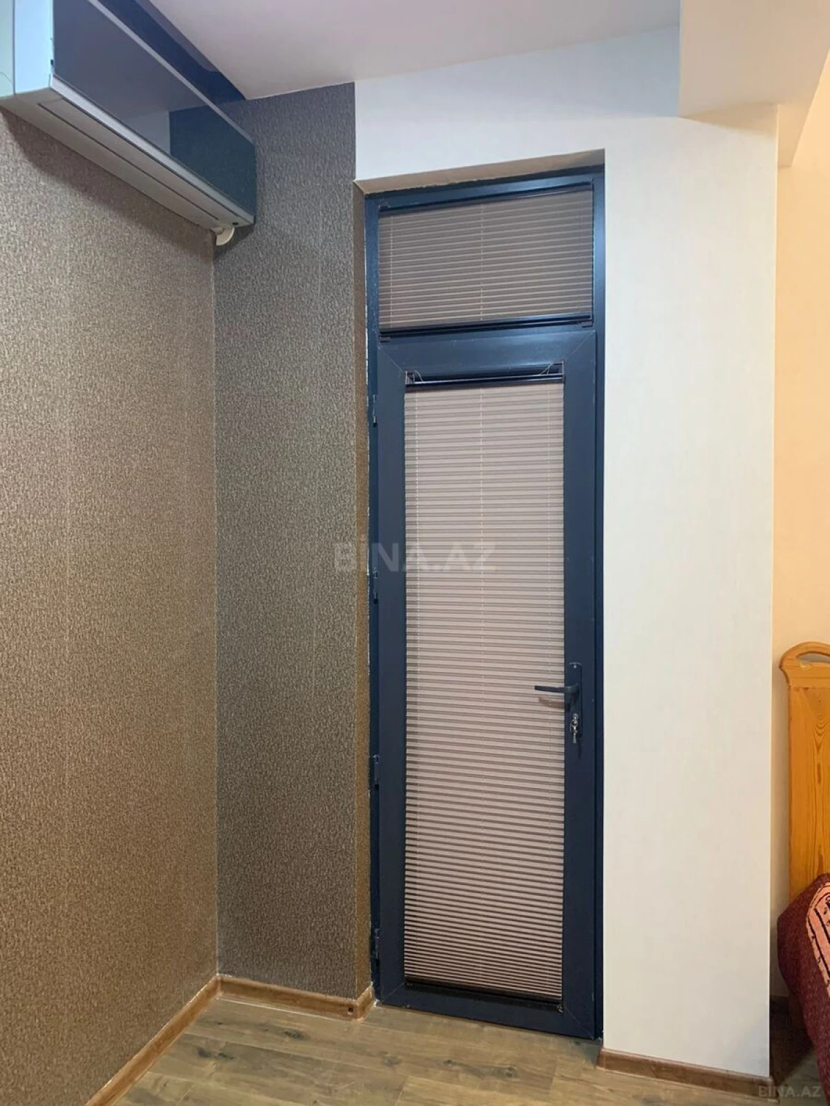 Kirayə verilir 3 otaqlı mənzil 130 m²