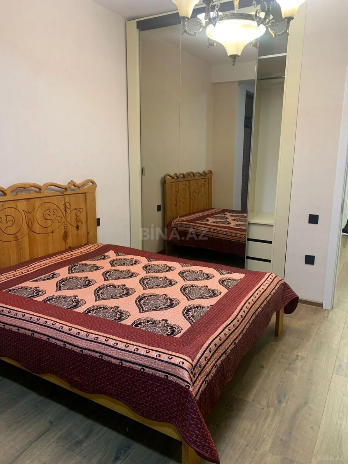 Kirayə verilir 3 otaqlı mənzil 130 m²