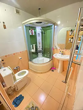 Kirayə verilir 2 otaqlı mənzil 90 m²