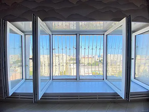 Kirayə verilir 2 otaqlı mənzil 90 m²