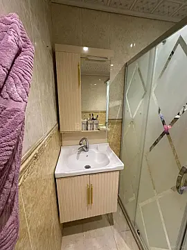 Kirayə verilir 2 otaqlı mənzil 78 m²