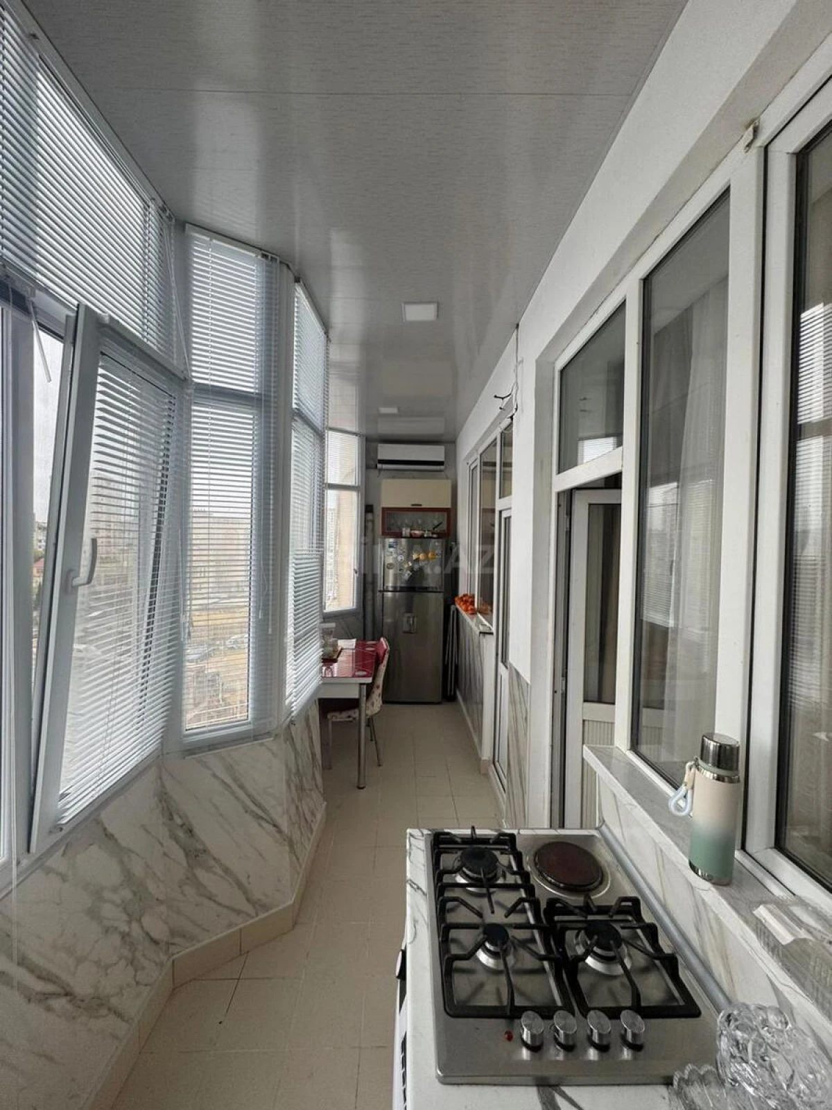 Kirayə verilir 2 otaqlı mənzil 78 m²