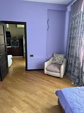 Kirayə verilir 4 otaqlı mənzil 120 m²