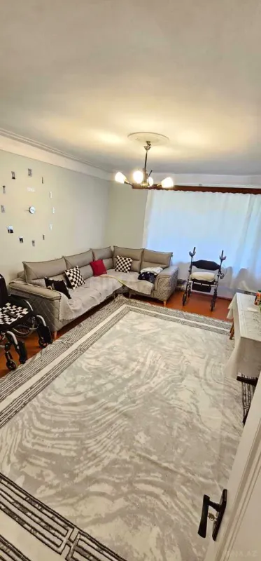 Satılır 4 otaqlı mənzil 95 m²