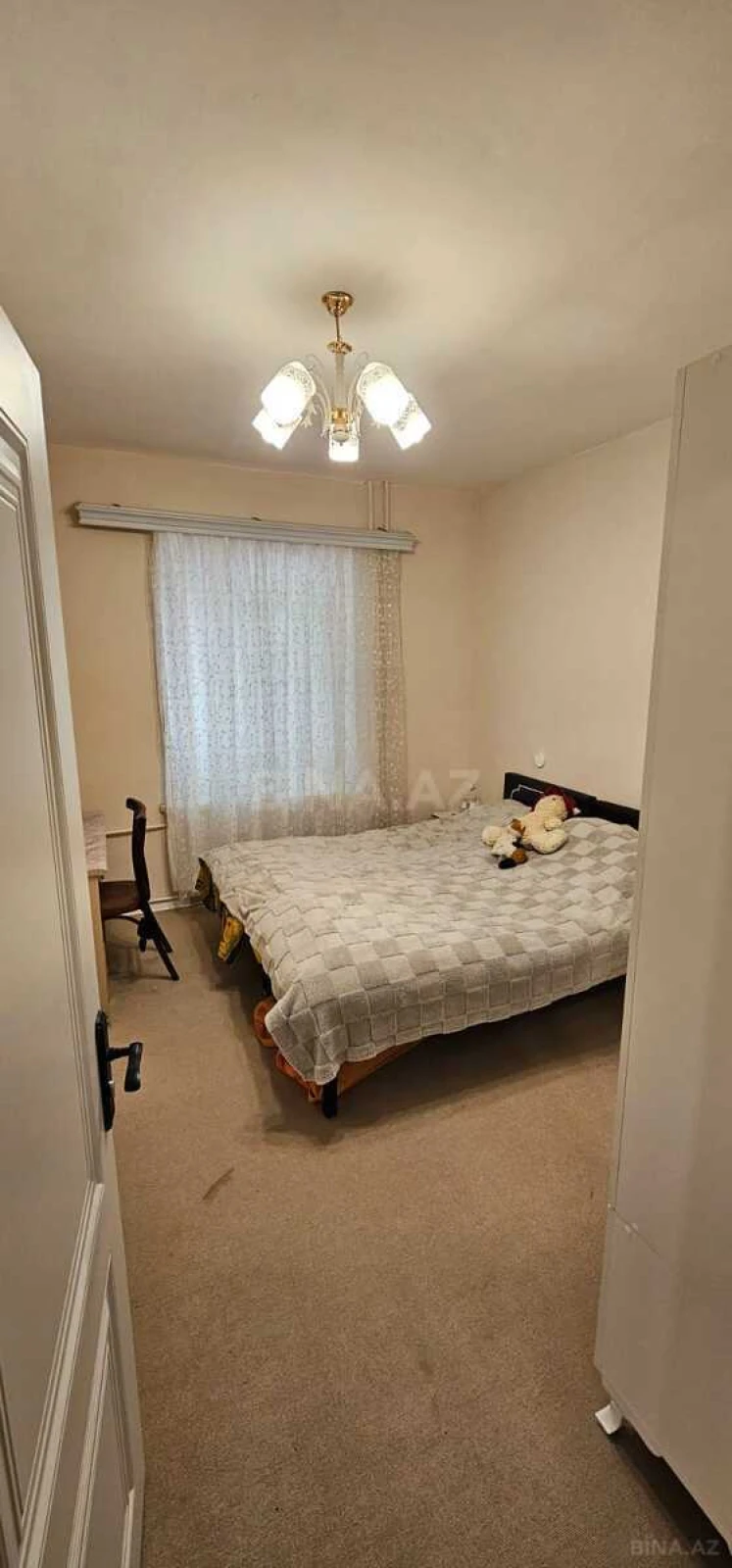 Satılır 4 otaqlı mənzil 95 m²