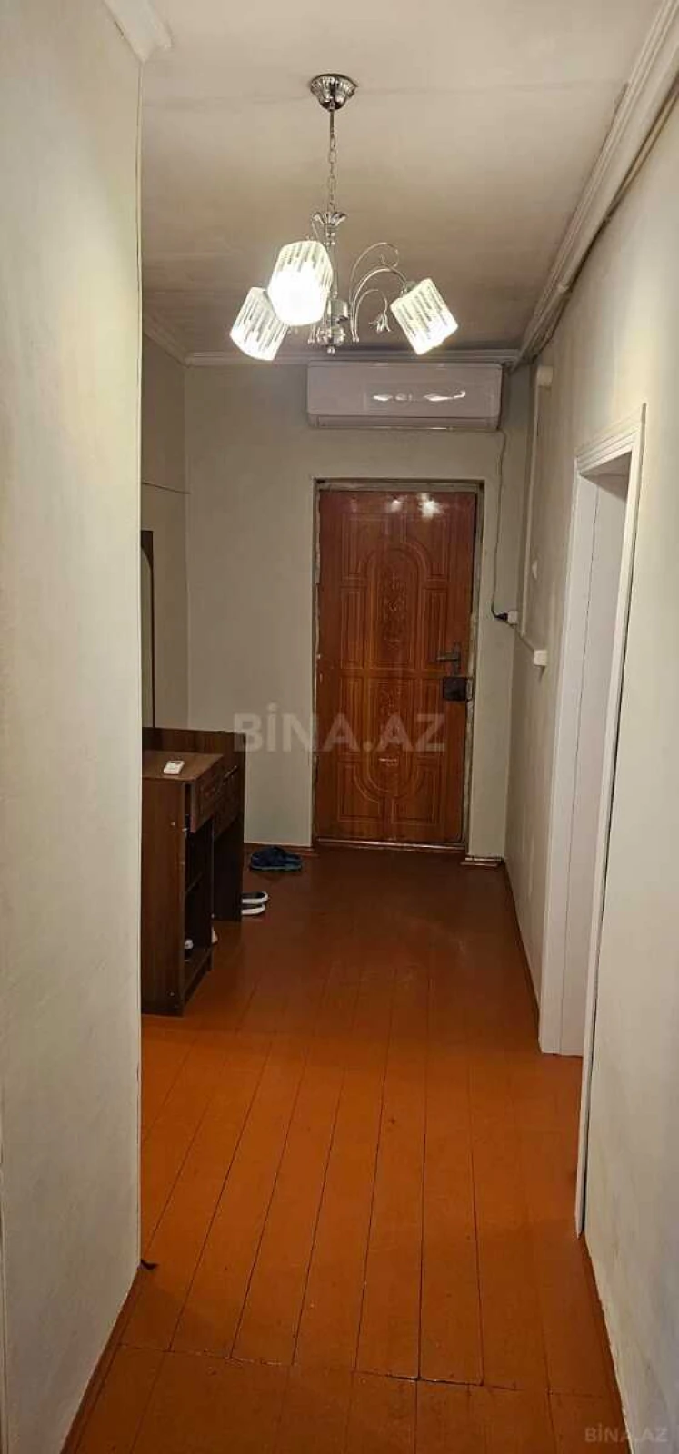 Satılır 4 otaqlı mənzil 95 m²