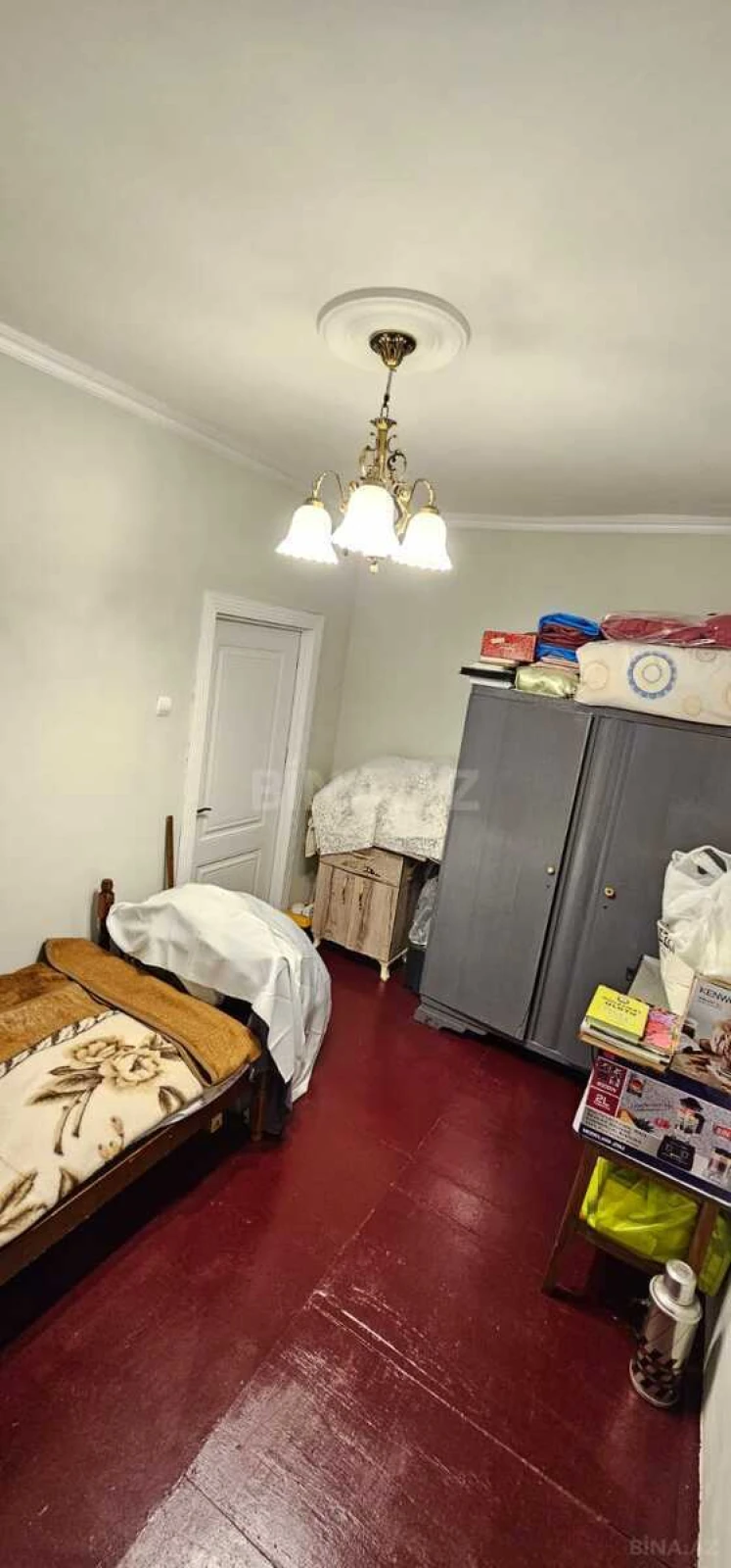 Satılır 4 otaqlı mənzil 95 m²