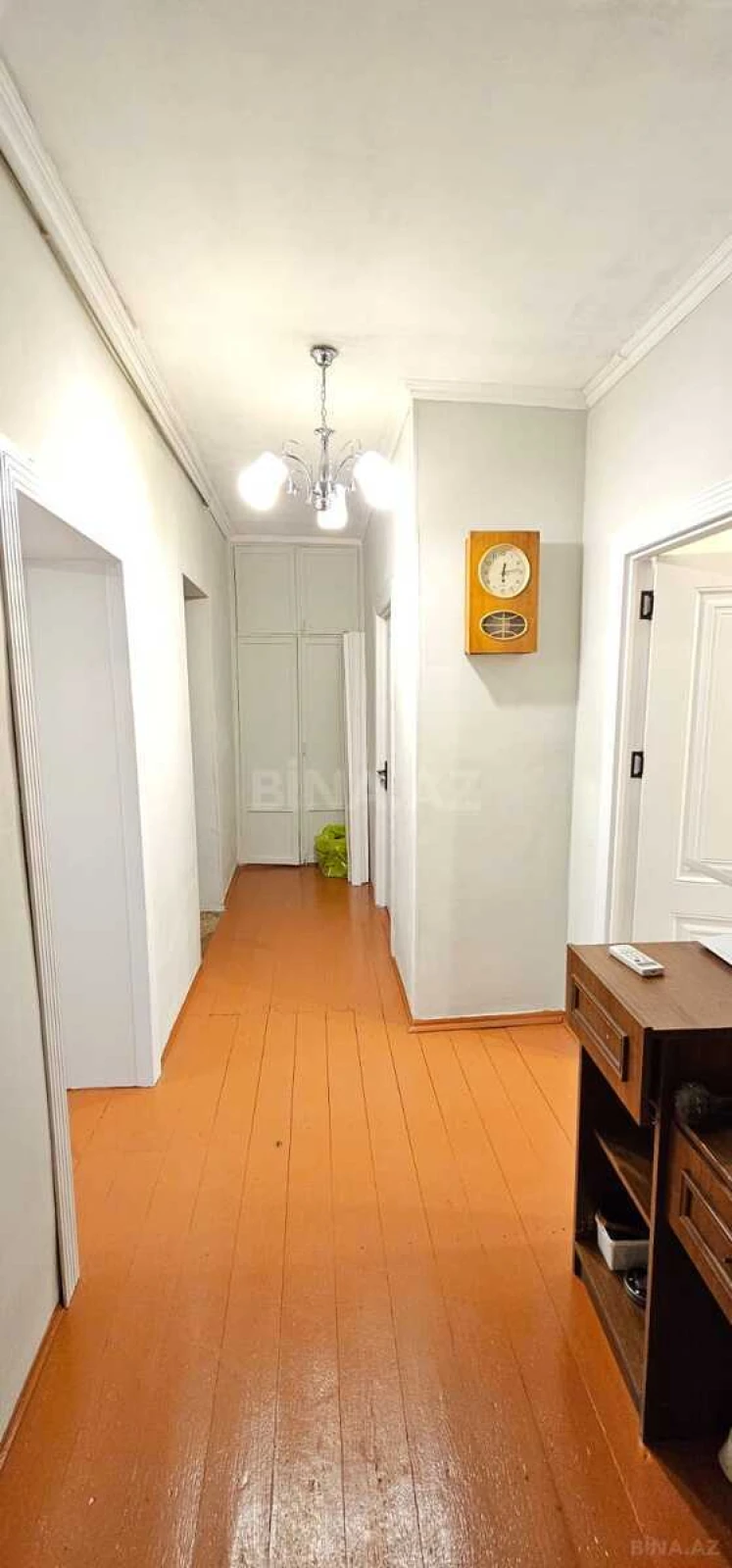 Satılır 4 otaqlı mənzil 95 m²