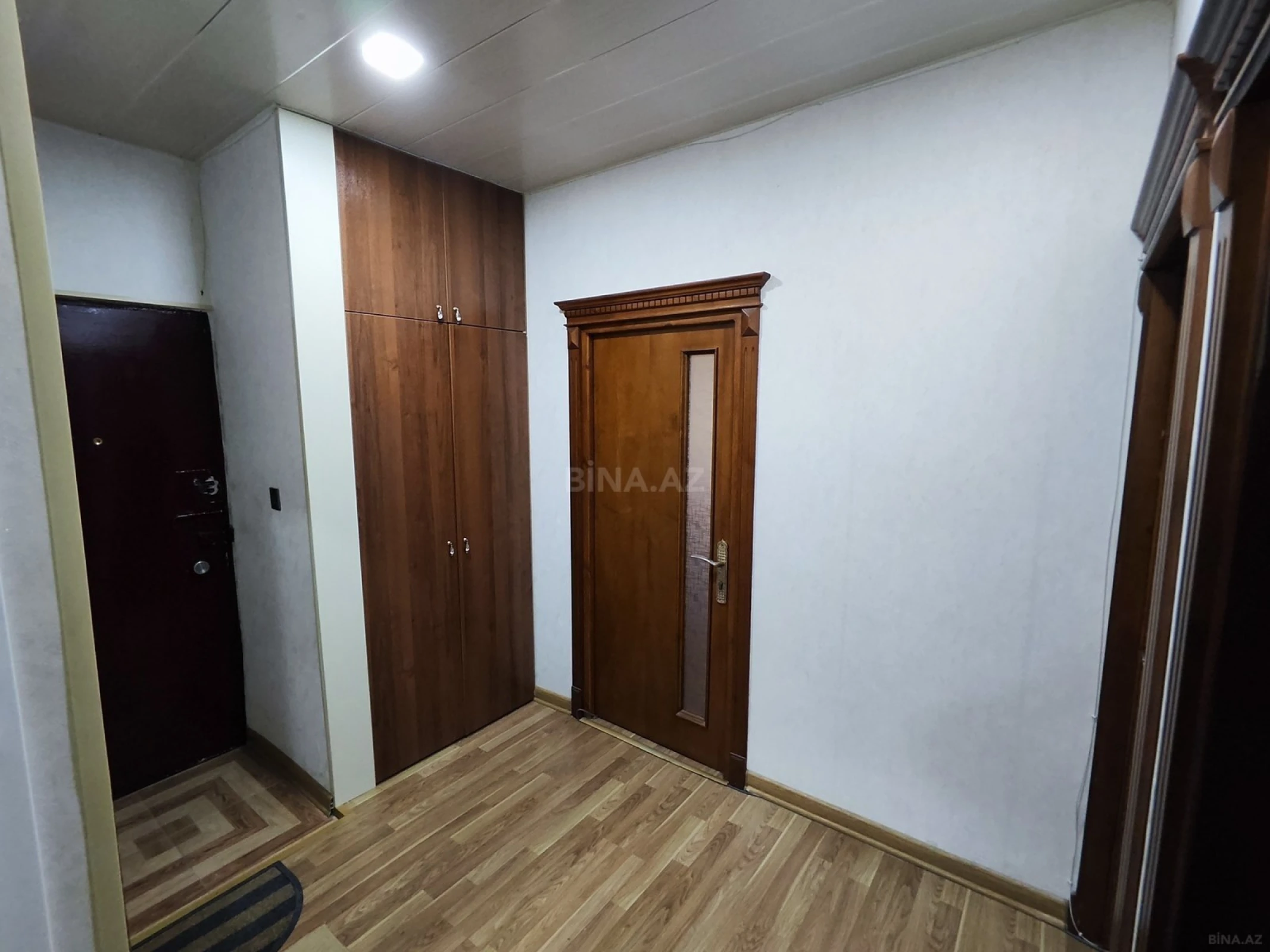 Satılır 3 otaqlı mənzil 65 m²
