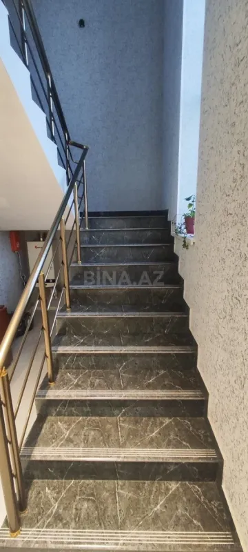 Satılır 5 otaqlı həyət evi 150 m²
