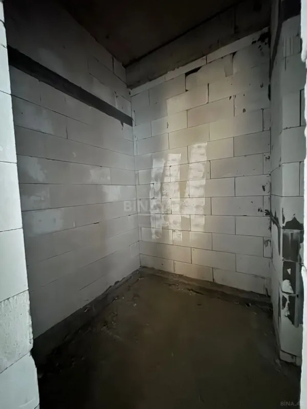 Satılır 3 otaqlı mənzil 139.6 m²