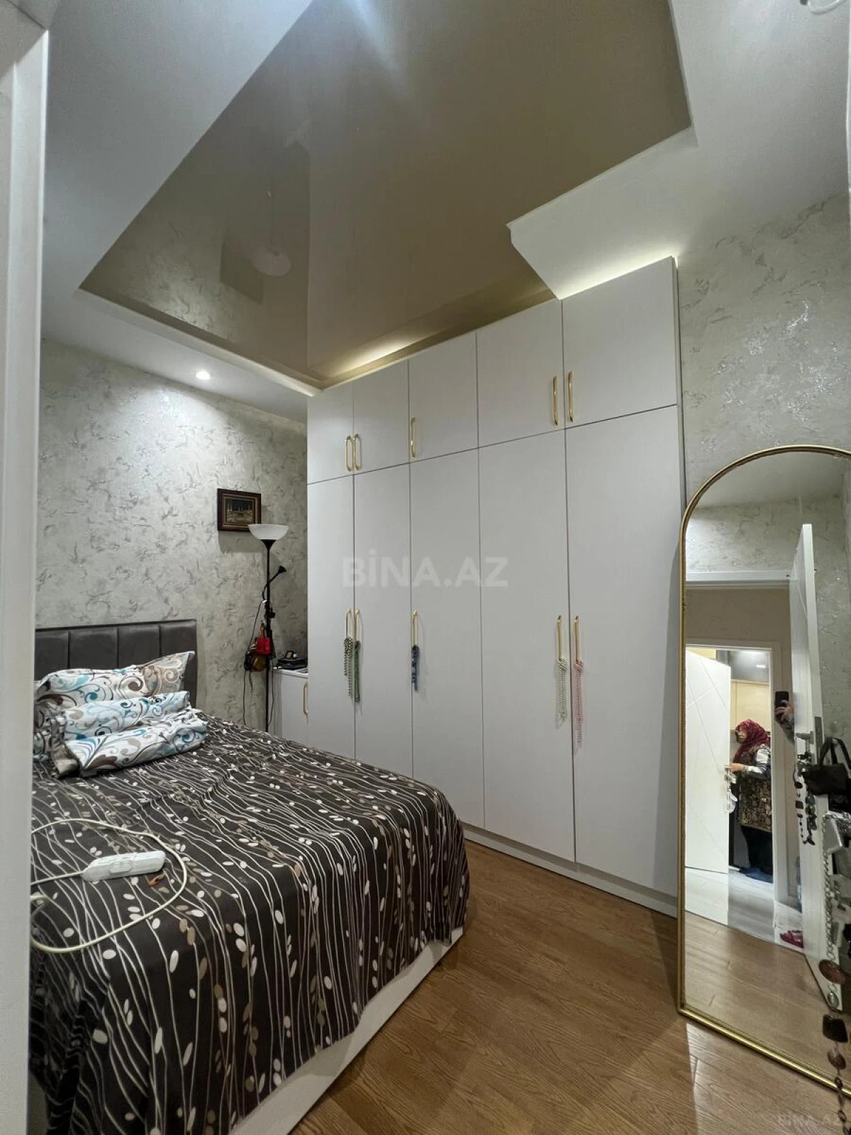 Satılır 2 otaqlı mənzil 42.1 m²