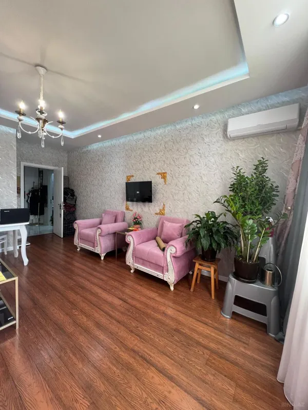 Satılır 2 otaqlı mənzil 42.1 m²