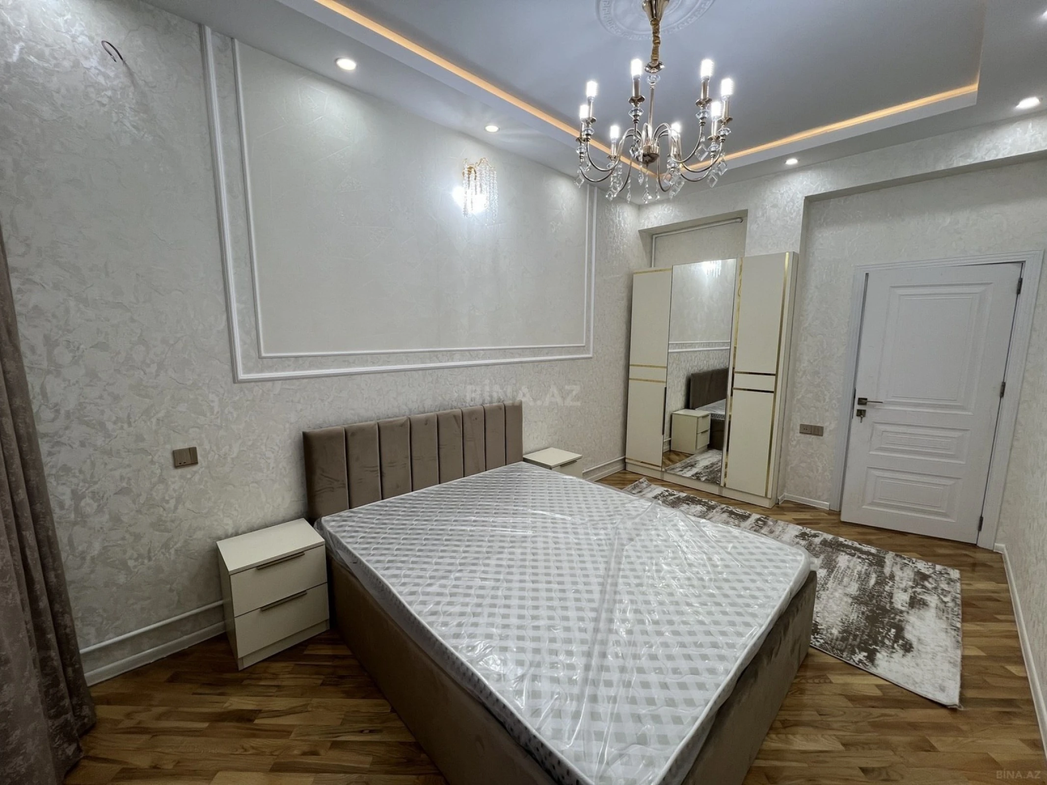 Satılır 2 otaqlı mənzil 64 m²