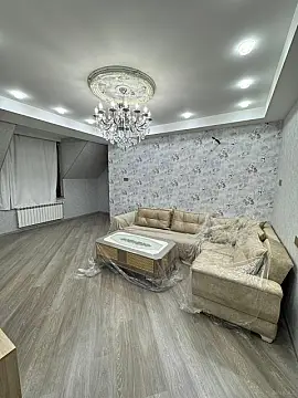 Satılır 4 otaqlı mənzil 145 m²