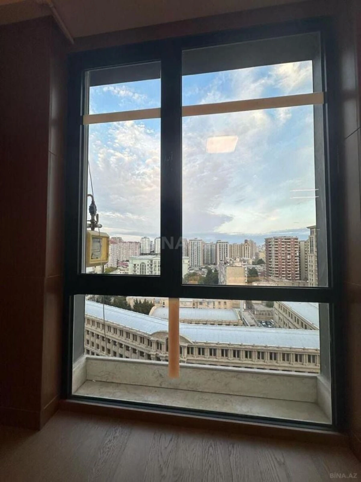 Satılır 2 otaqlı mənzil 58 m²