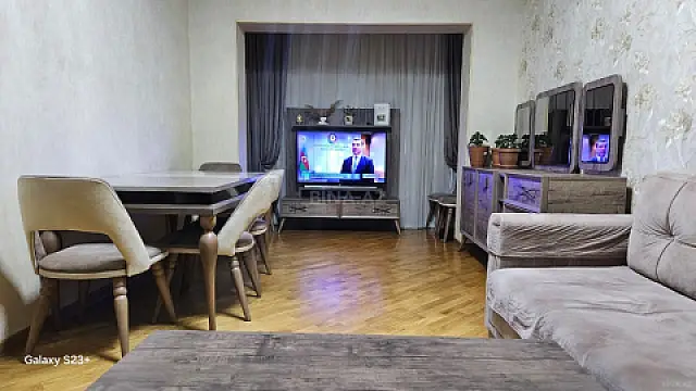 Satılır 3 otaqlı mənzil 90 m²
