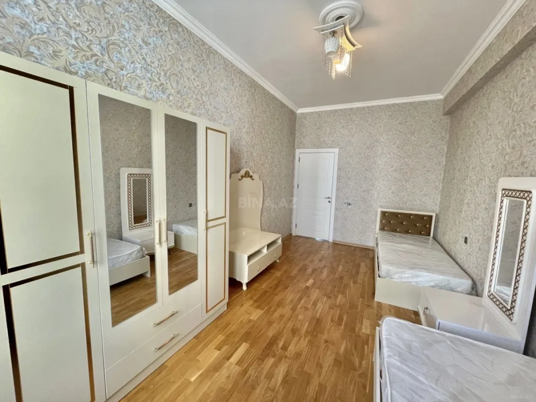 Kirayə verilir 3 otaqlı mənzil 110 m²