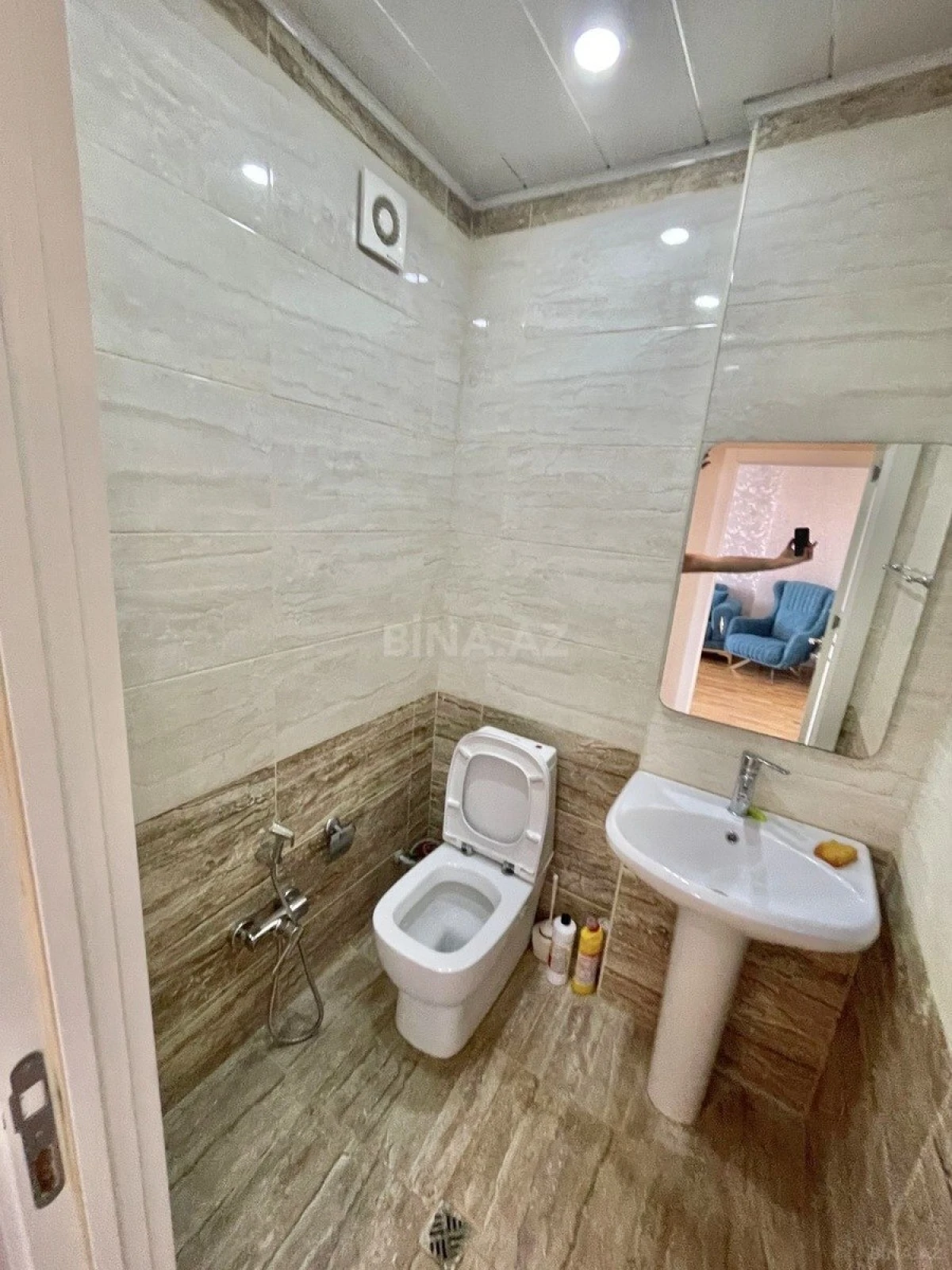 Kirayə verilir 3 otaqlı mənzil 110 m²