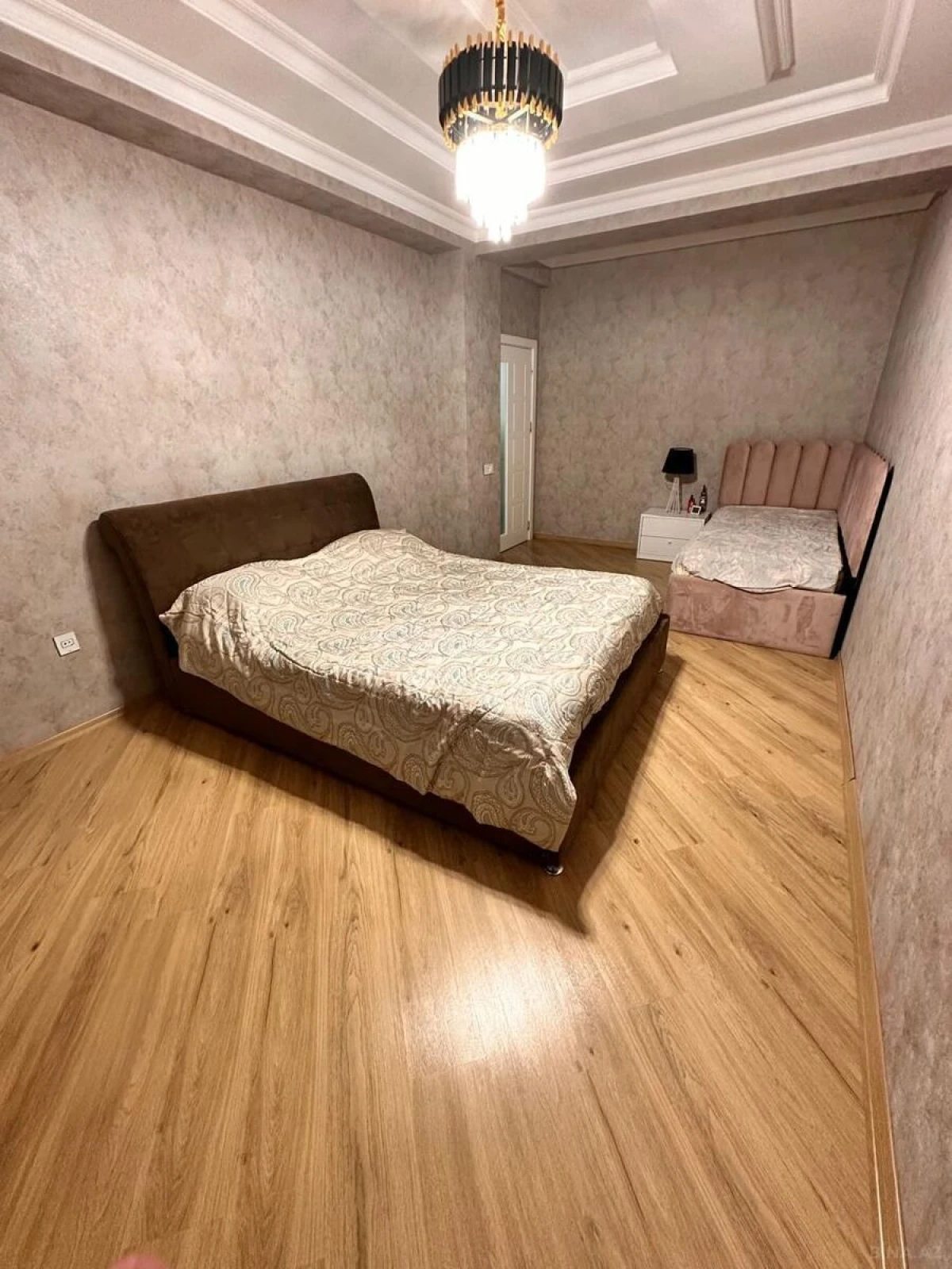 Kirayə verilir 2 otaqlı mənzil 100 m²