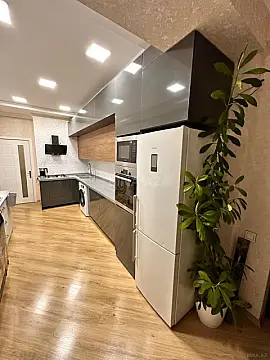 Kirayə verilir 2 otaqlı mənzil 100 m²