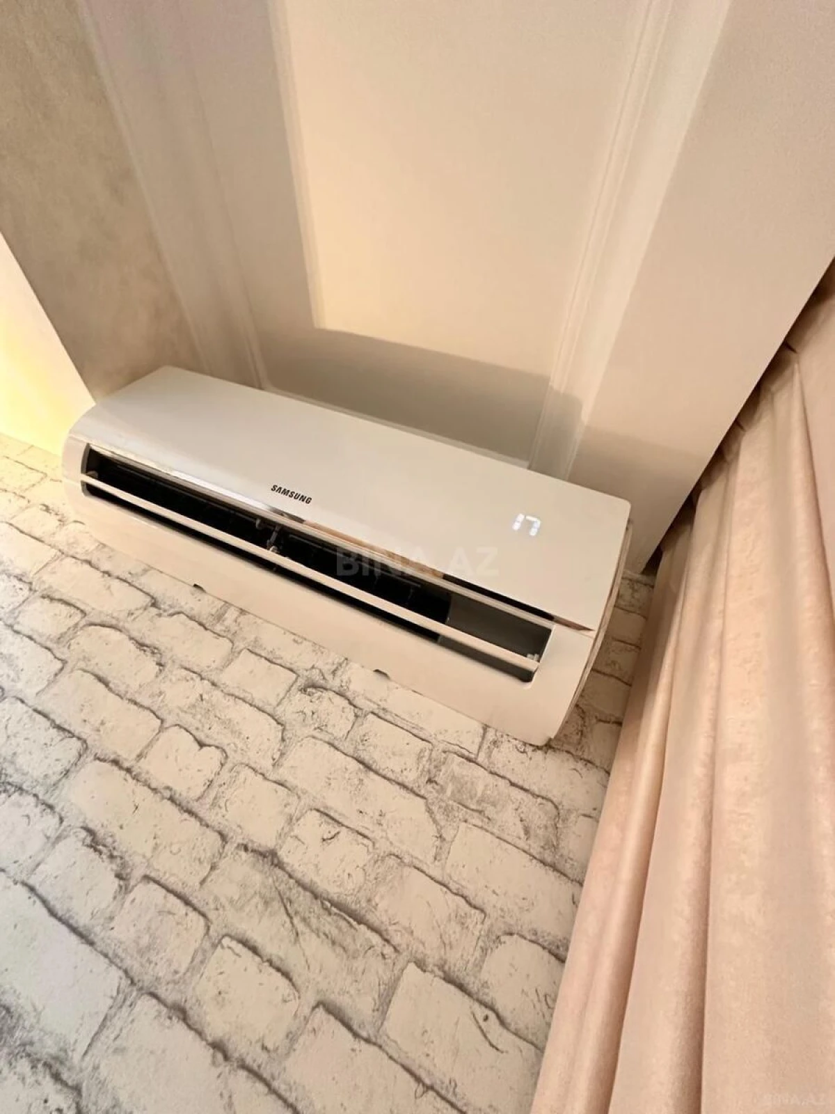 Kirayə verilir 2 otaqlı mənzil 100 m²