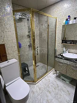 Satılır 5 otaqlı mənzil 120 m²