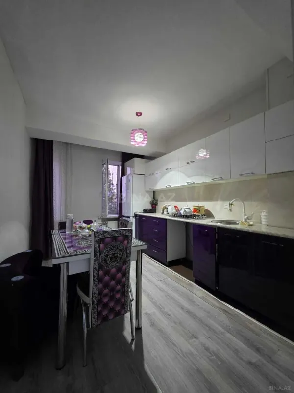 Kirayə verilir 2 otaqlı mənzil 70 m²