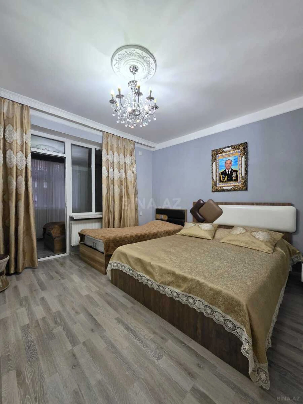 Kirayə verilir 2 otaqlı mənzil 70 m²